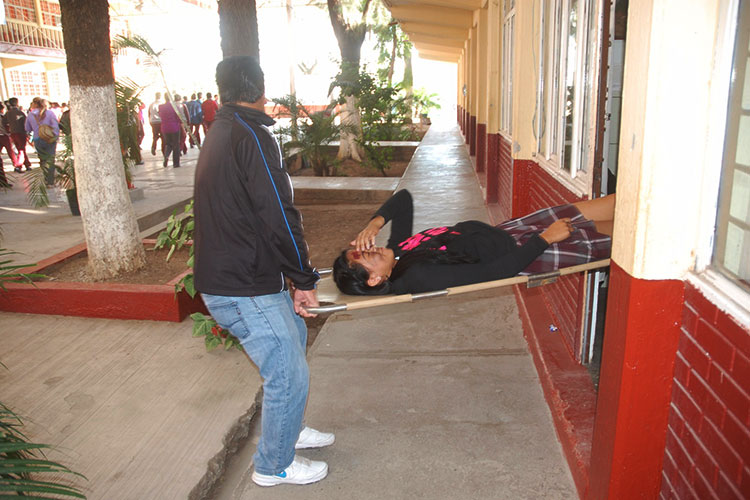 Creación y capacitación de brigadas en las escuelas de nivel básico