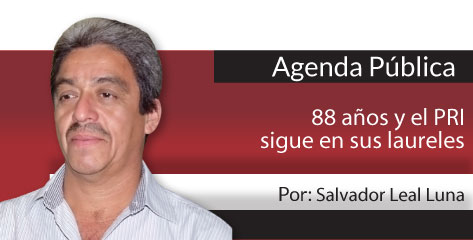 Una Tras Otra Verdades a Medias