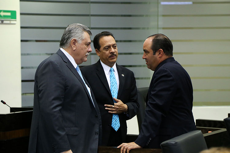 Reformas no violentan libertad de expresión: Congreso