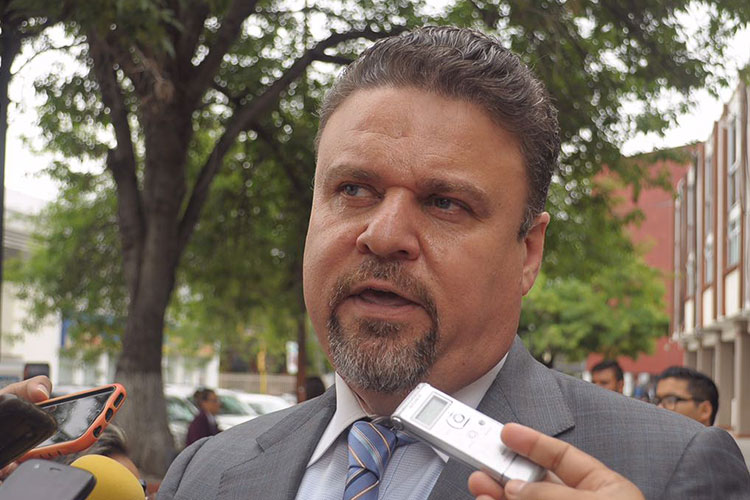 Planean hospital de “grandes especies” en la UAT