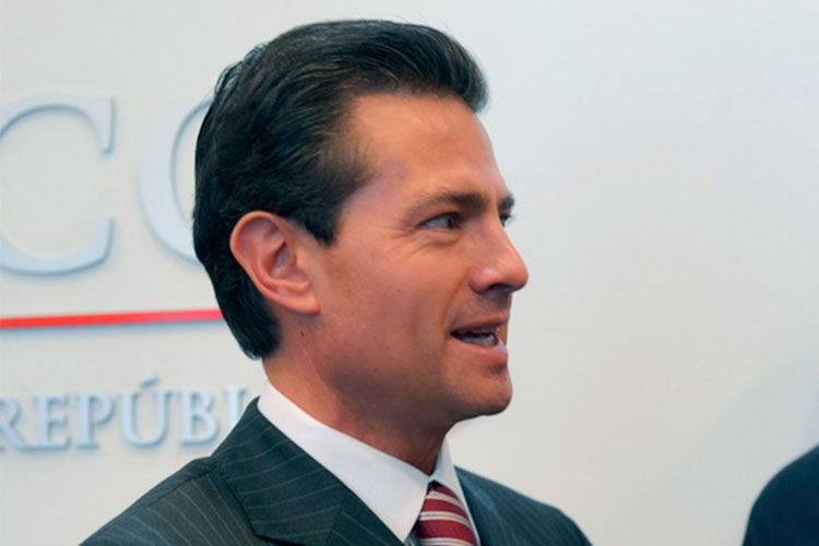 Peña Nieto promulgará Ley General de Educación en favor de dreamers