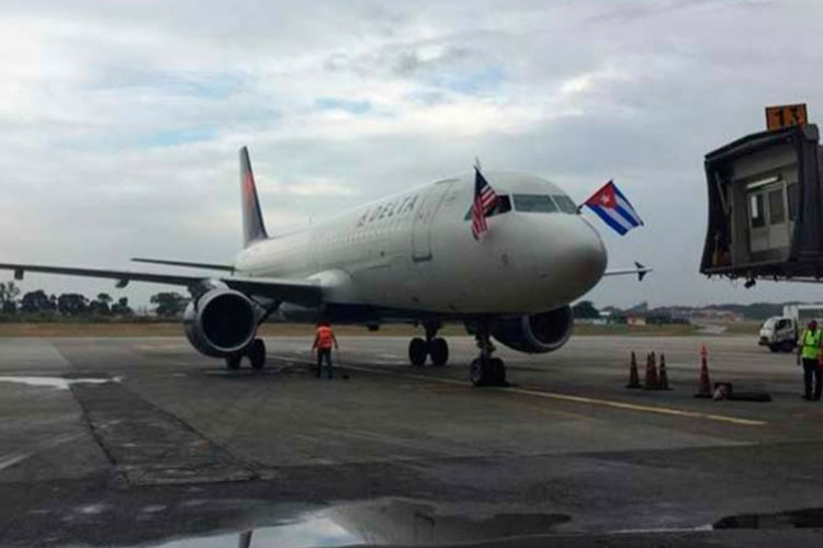 Aerolíneas de EU cancelan vuelos a Cuba por baja rentabilidad