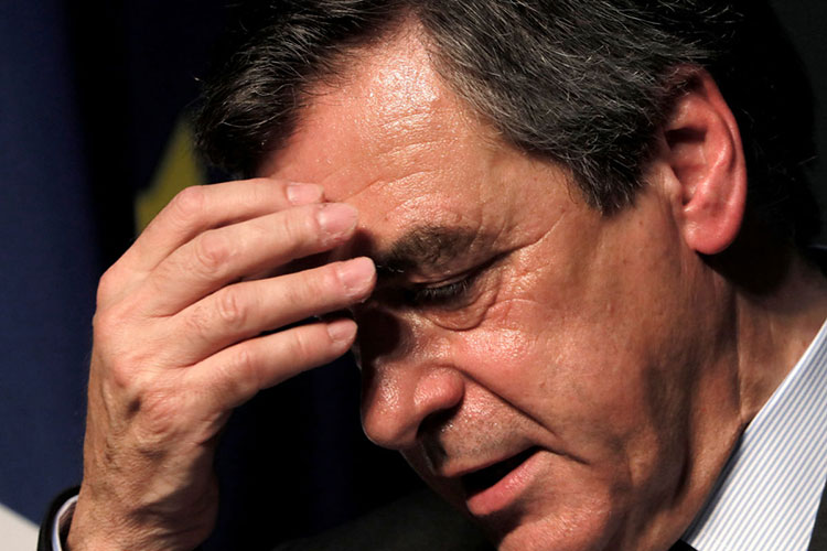 Acusan a Fillon de recibir dinero de Rusia: Prensa
