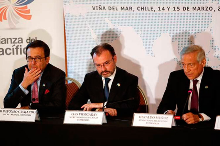 México urge a países del TPP a definir nueva estrategia