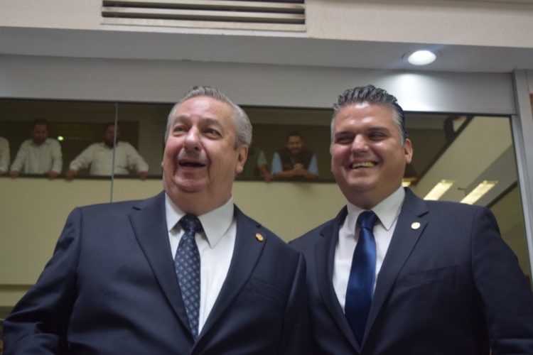 Inicia informe del Rector de la UAT en privado
