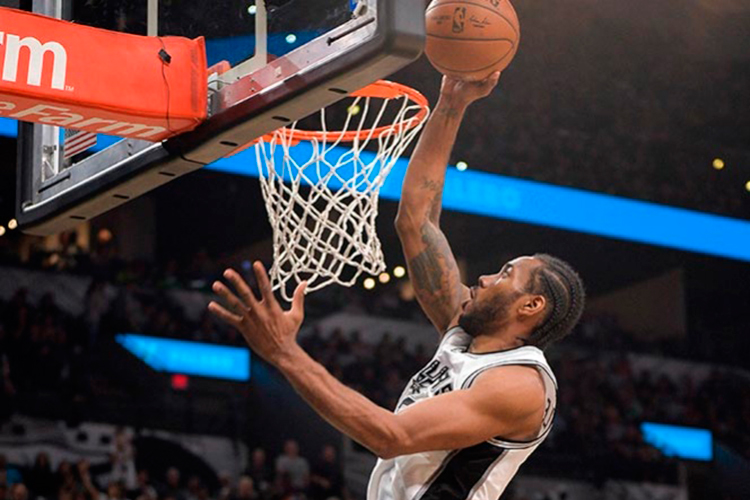 Spurs humillan a unos Cavs que pierden el liderato