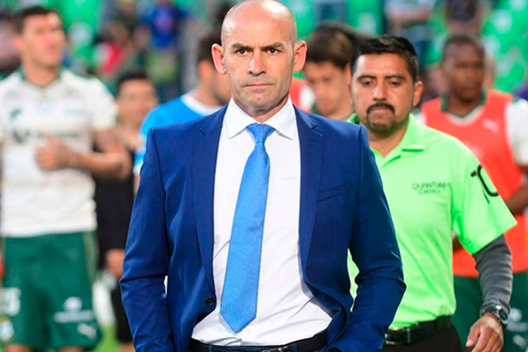 Que sigan hablando de Cruz Azul, prefiere Jémez