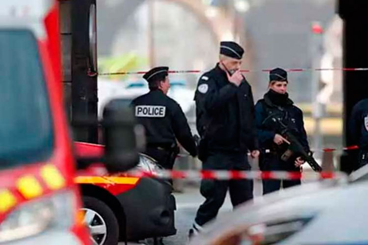 Un herido por ‘carta bomba’ en la oficina del FMI en París