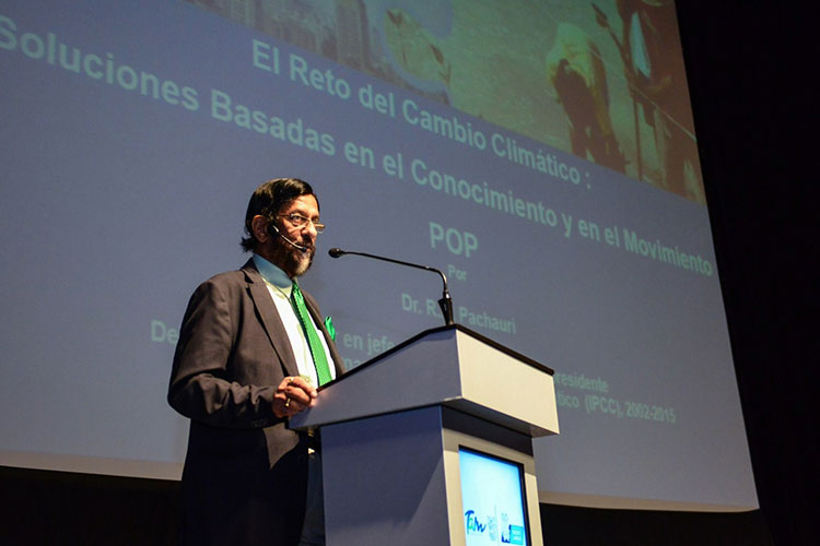 Propone Premio Nobel de la Paz un plan de desarrollo sustentable