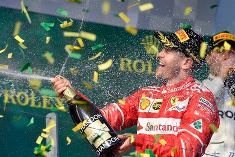Sebastian Vettel triunfa en el Gran Premio de Australia
