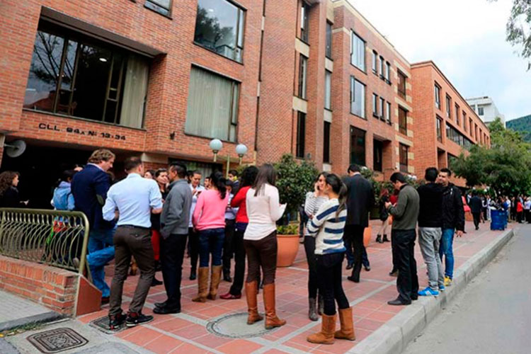 Sismo estremece Colombia sin daños o víctimas