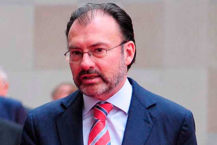 Permaneceremos en el Nafta siempre y cuando sea bueno para México: Videgaray