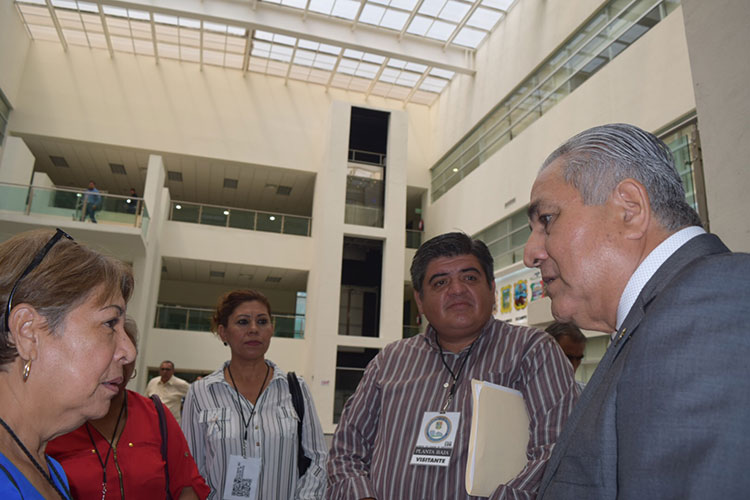Trafica alcalde de Jaumave con obras: Regidores