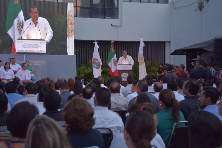 Victoria de fiesta por el 192 Aniversario de su Capitalidad