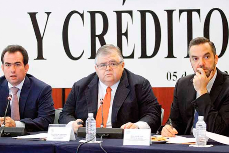 No hay dinero para regalar: Carstens