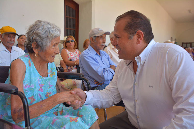 Finiquita Victoria pago de 65 y más