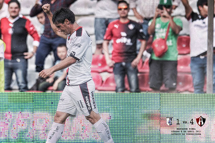 Atlas golea a Querétaro