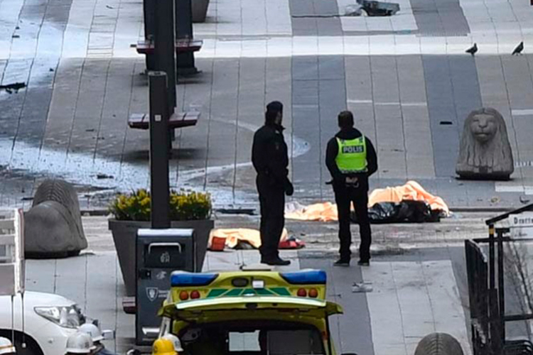 Confirman cuatro muertos y un detenido en Estocolmo