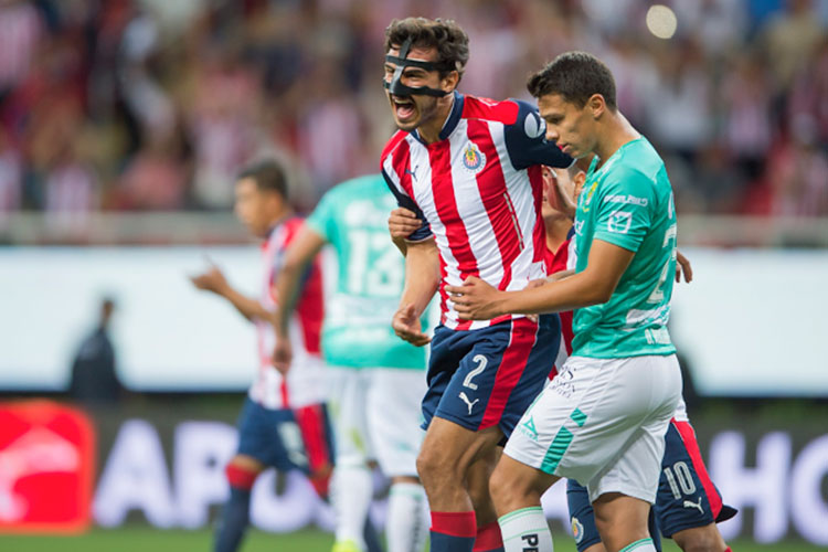 Chivas amarra su boleto a la Liguilla tras empatar con León