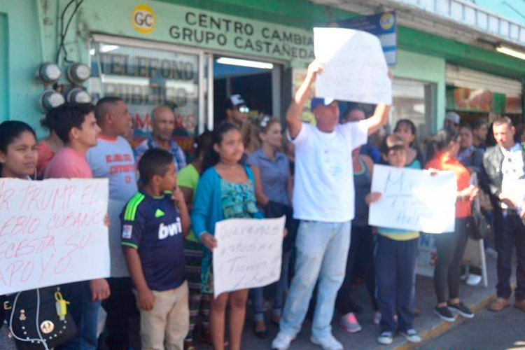 Esperan el ‘sueño’ cubanos varados en Nuevo Laredo