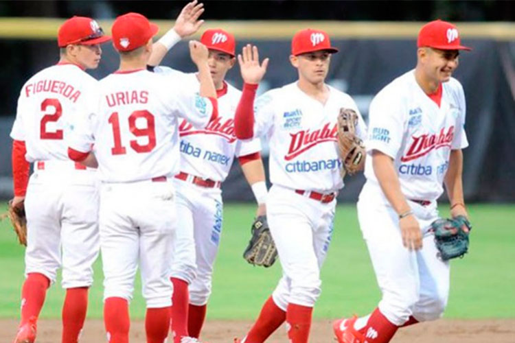Diablos Rojos del México ‘batean’ a los Leones de Yucatán