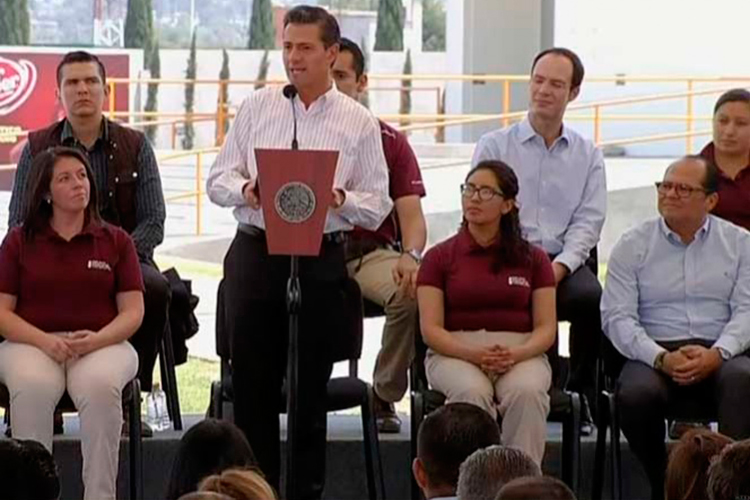 Destaca Peña Nieto inversión extranjera directa de 135 mmdd