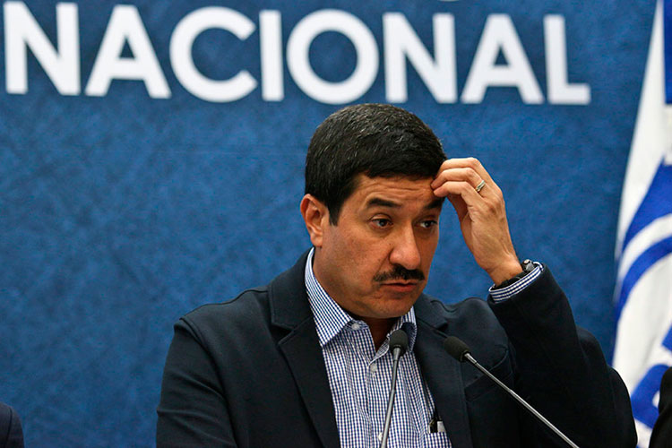 En nómina de Chihuahua, parientes de Javier Corral y colaboradores