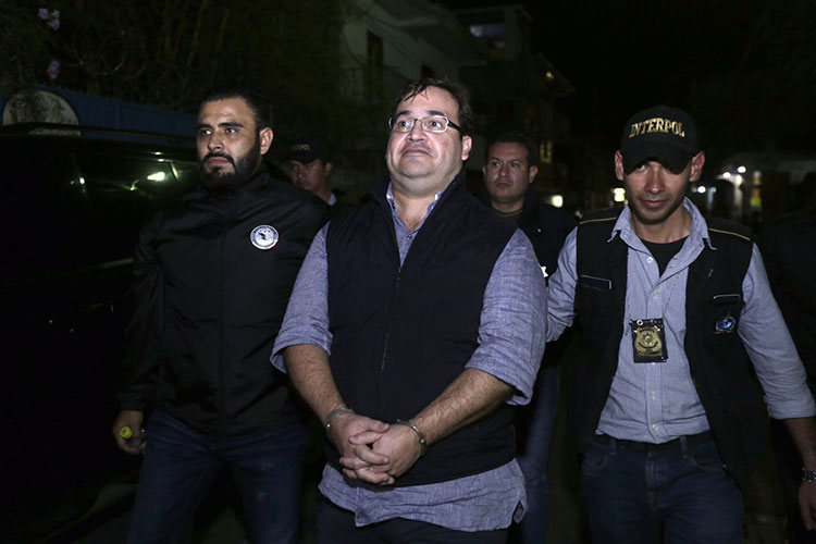 PGR investiga red de cómplices de Javier Duarte en Guatemala