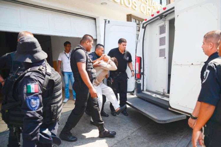 Vinculan al”Cuau” con asesinato de empresario