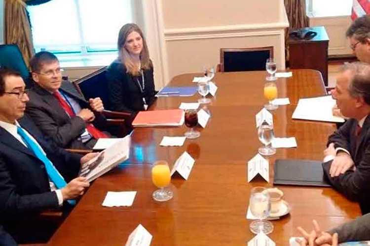 Meade y Carstens dialogan sobre el TLCAN con el secretario del Tesoro de EU