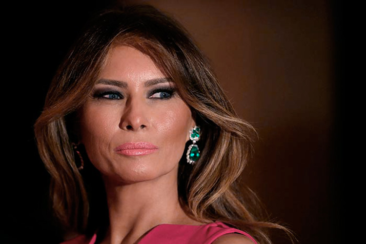 Melania Trump gana demanda al Daily Mail; será indemnizada