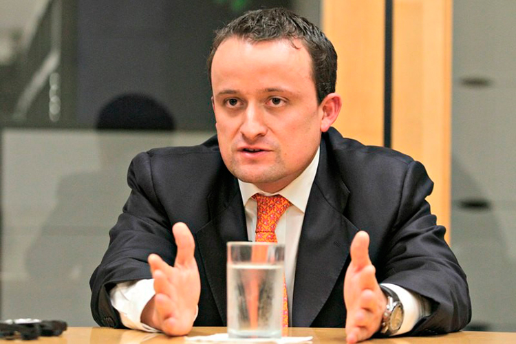 Alista el IMSS construcción de 12 hospitales y 40 UMF