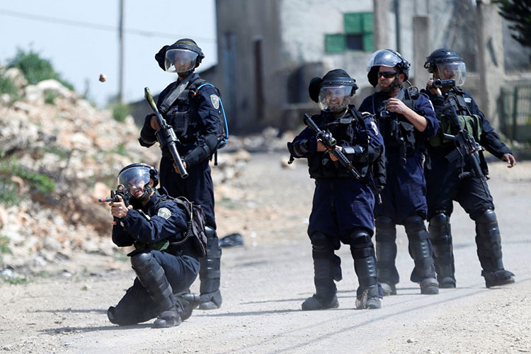 Abate policía israelí a palestino que apuñaló a tres personas