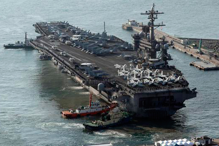 El portaviones Carl Vinson está en costas de Australia