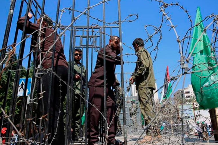 Más de mil 500 palestinos presos en Israel inician huelga de hambre