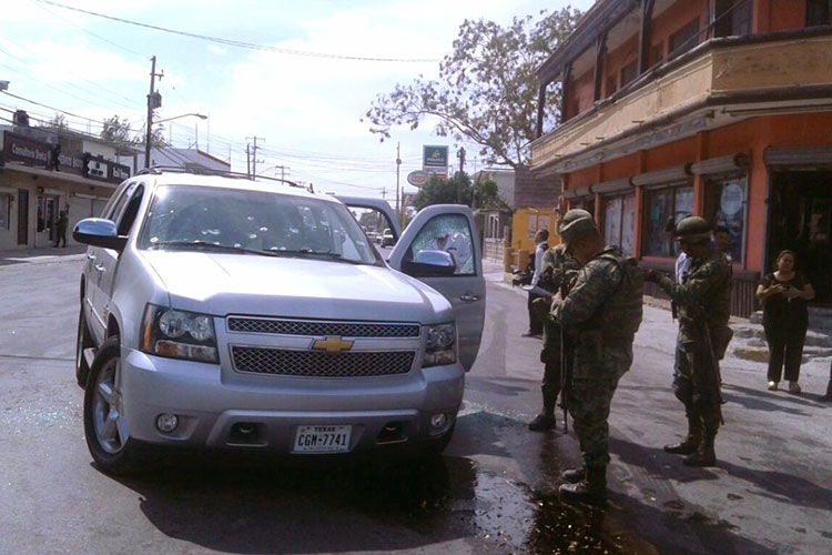 De Texas matrimonio herido por presuntos Marinos en Reynosa