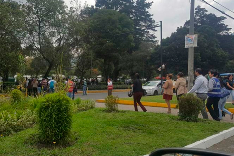 Sismo sacude Ecuador y Perú; no hay reporte de daños