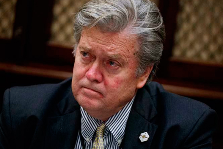 Trump remueve a Steve Bannon, su estratega jefe, del Consejo de Seguridad Nacional
