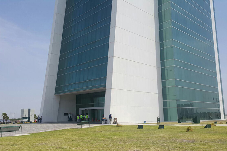Se van 800 trabajadores por carga de nómina: Admon