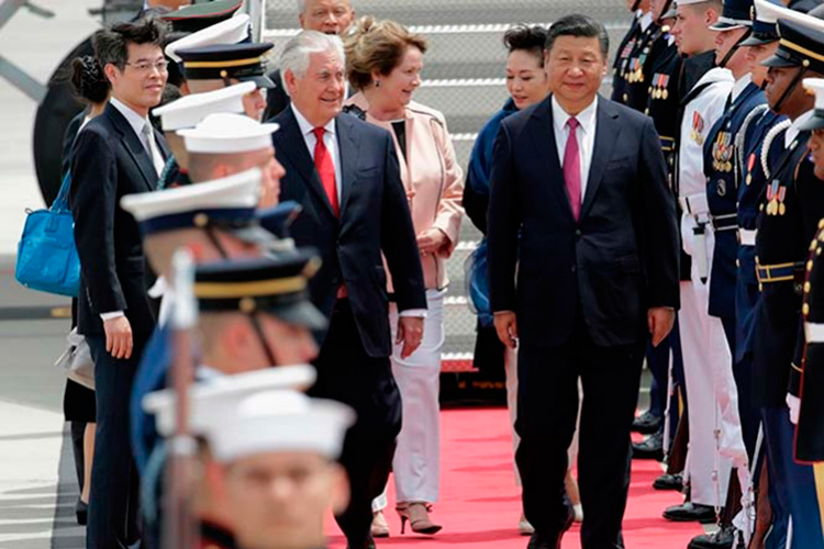 Llega Xi Jinping a Florida para reunirse con Trump