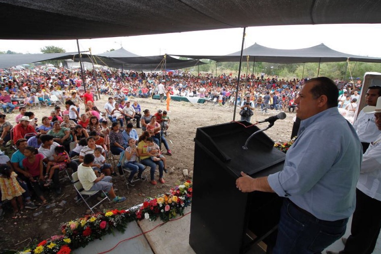 Cierra Oscar Almaraz una semana de obras