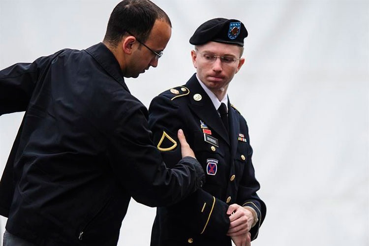 Liberan tras 7 años de prisión a Chelsea Manning