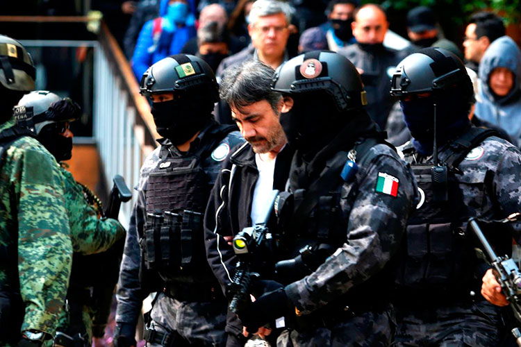 Vamos por la red y círculo cercano de ‘El Licenciado’: PGR