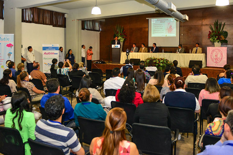 Inaugura alcalde simposium Tratamiento Integral de la Hemorragia Obstétrica