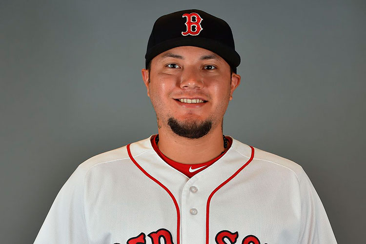 Velázquez debuta esta noche; a base de fe