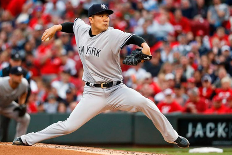 Yanquis superan cansancio y arrollan a los Rojos