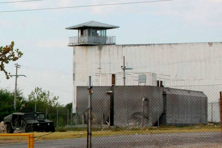 Encuentran bodegas con droga en Penal de Reynosa