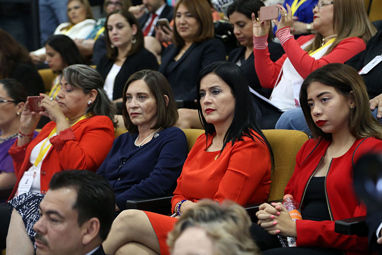 Entregan proyectos para ‘armar’ leyes Anticorrupción