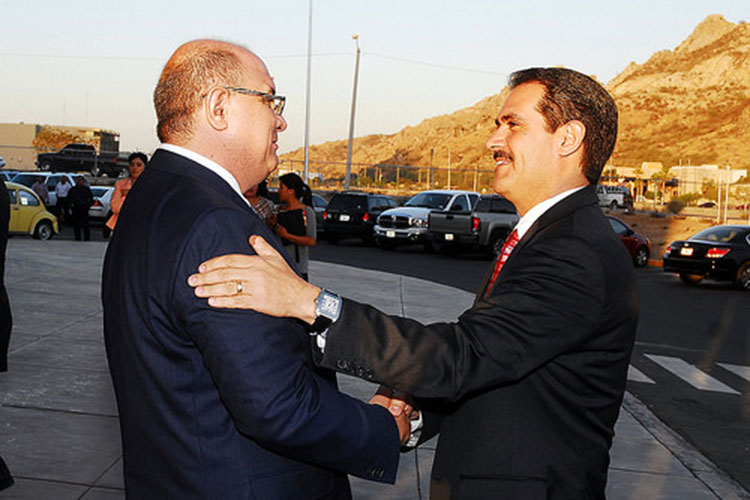 Detienen a excolaborador de Guillermo Padrés