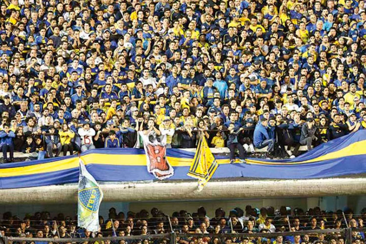 Denuncia peculiar; acusan al árbitro de robo